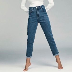 Stretch mom jeans
